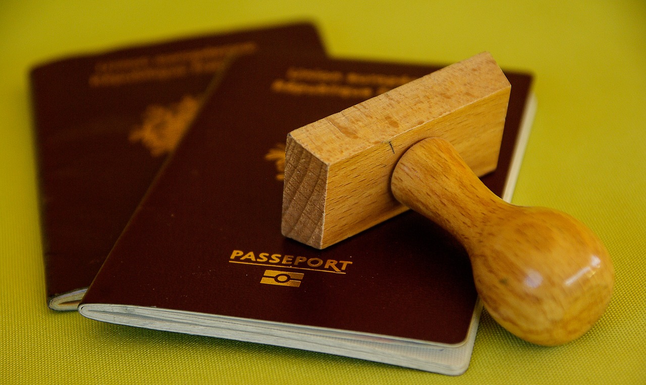 Premium processing resumes for all H-1B visa petitions