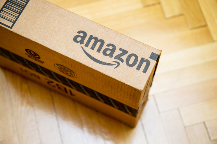 Amazon sets minimum pay to $15/hr in US, including contingents